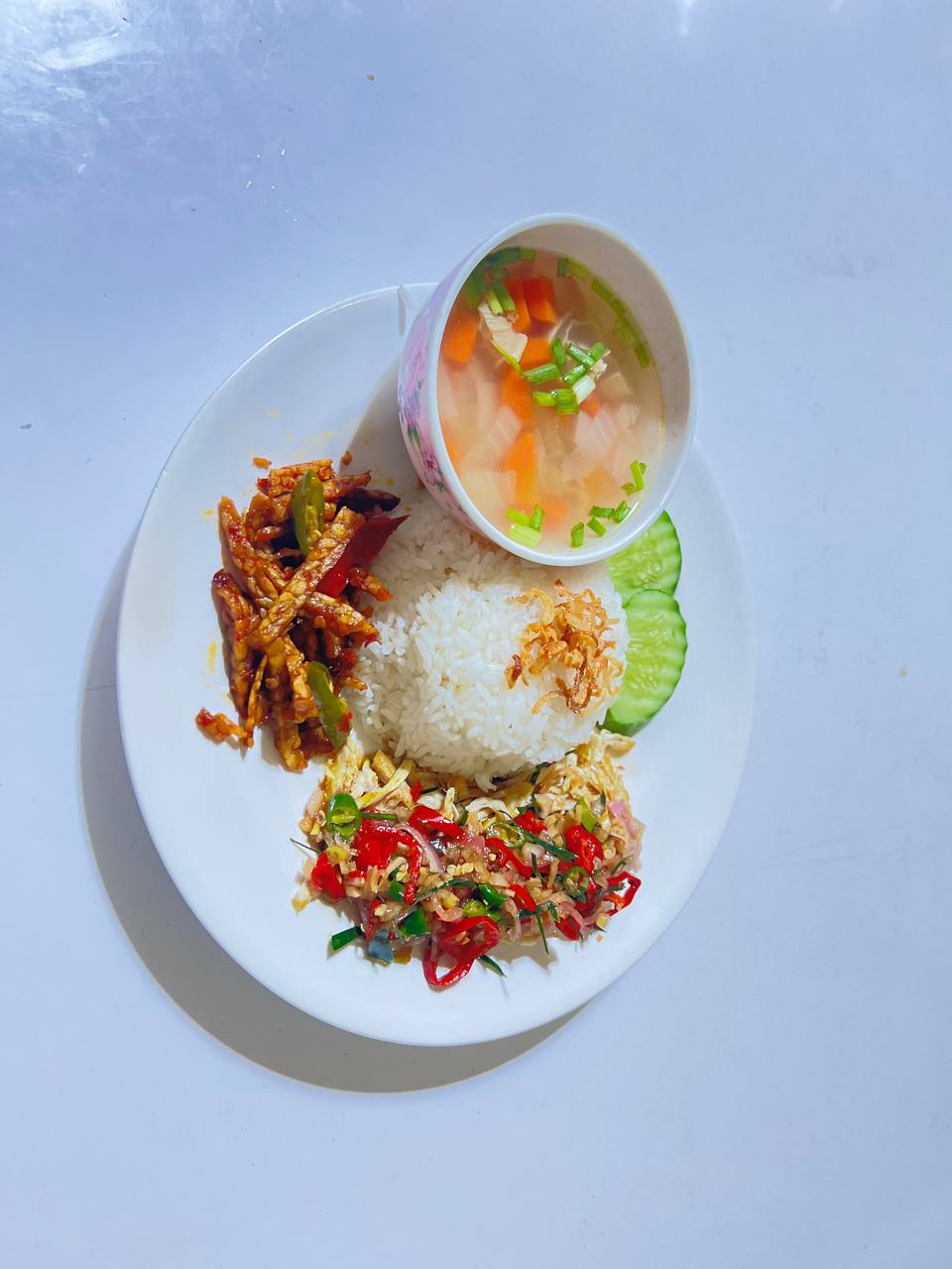Nasi Ayam Suwir Sambal Matah